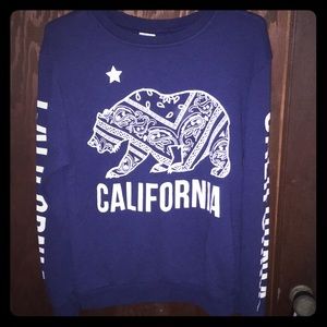 California paisley bear sweater💙🐻
